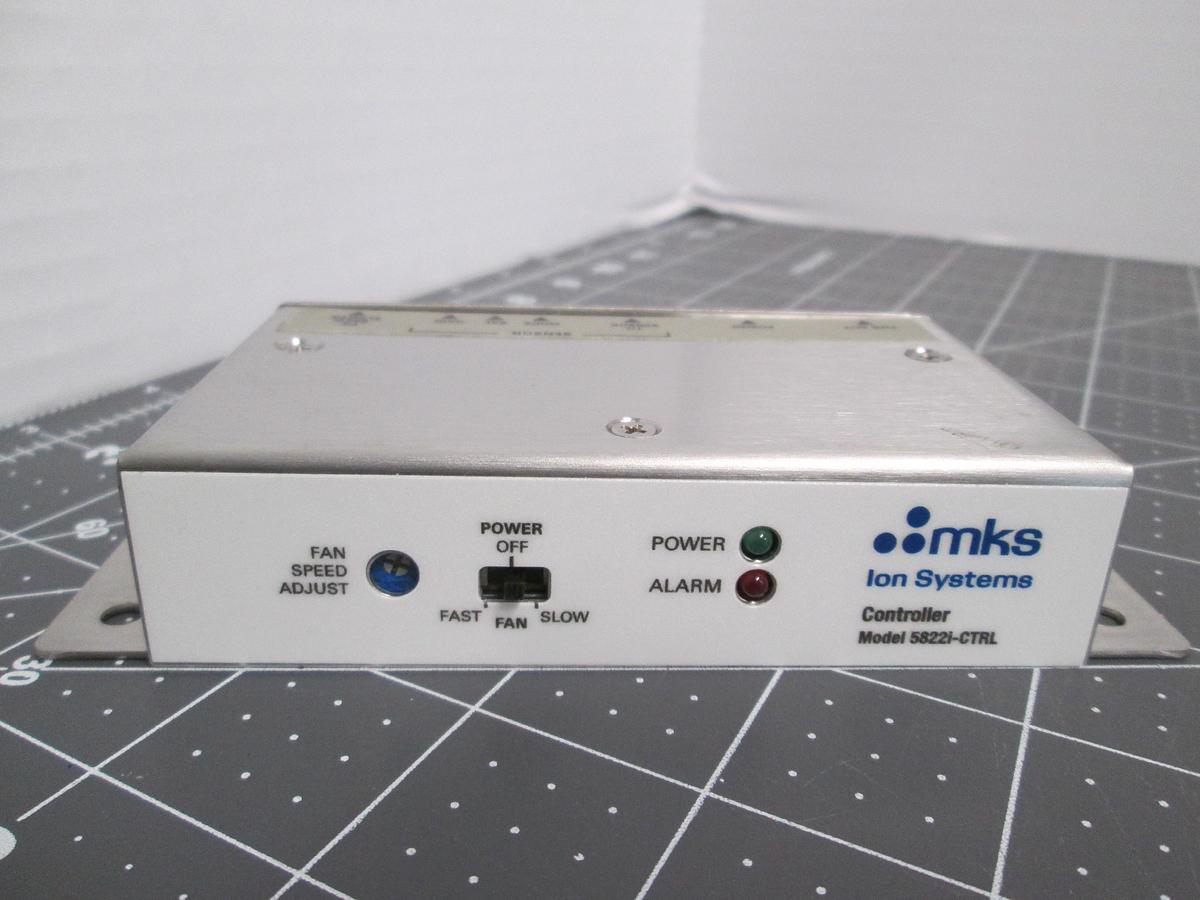 Used MKS Ion Systems 5822i-CTRL Ionizer Control Box Simco-Ion 5822i Blower Module