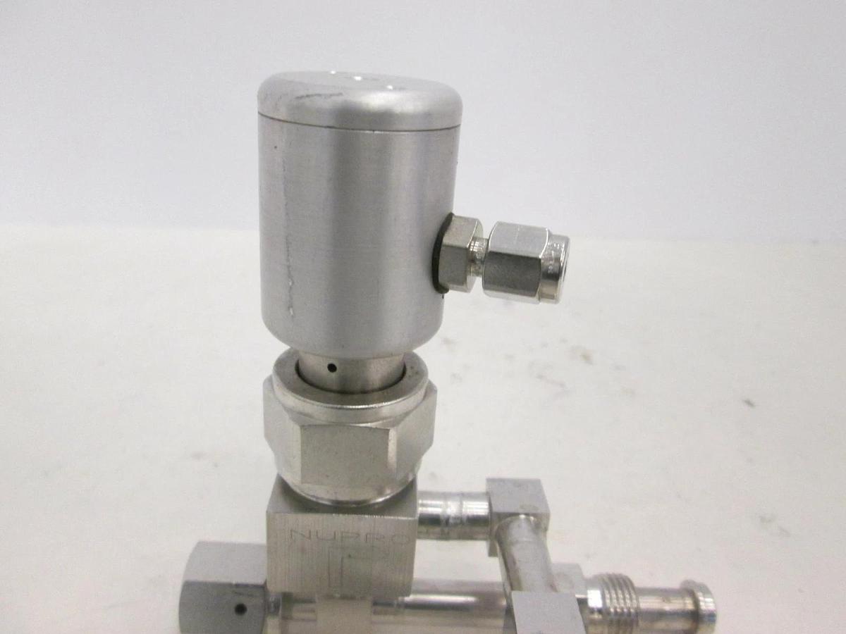Used Nupro, High Purity Pressure Valve, SS-BNVTW4-A-C, Used