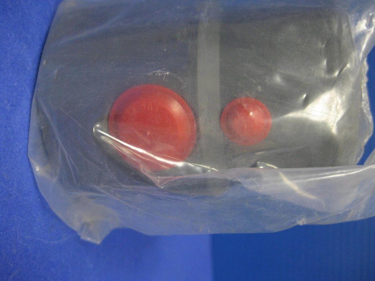Used Fluorocarbon DIB-PVC-8P-C Pneumatic Valve, Normally Closed New