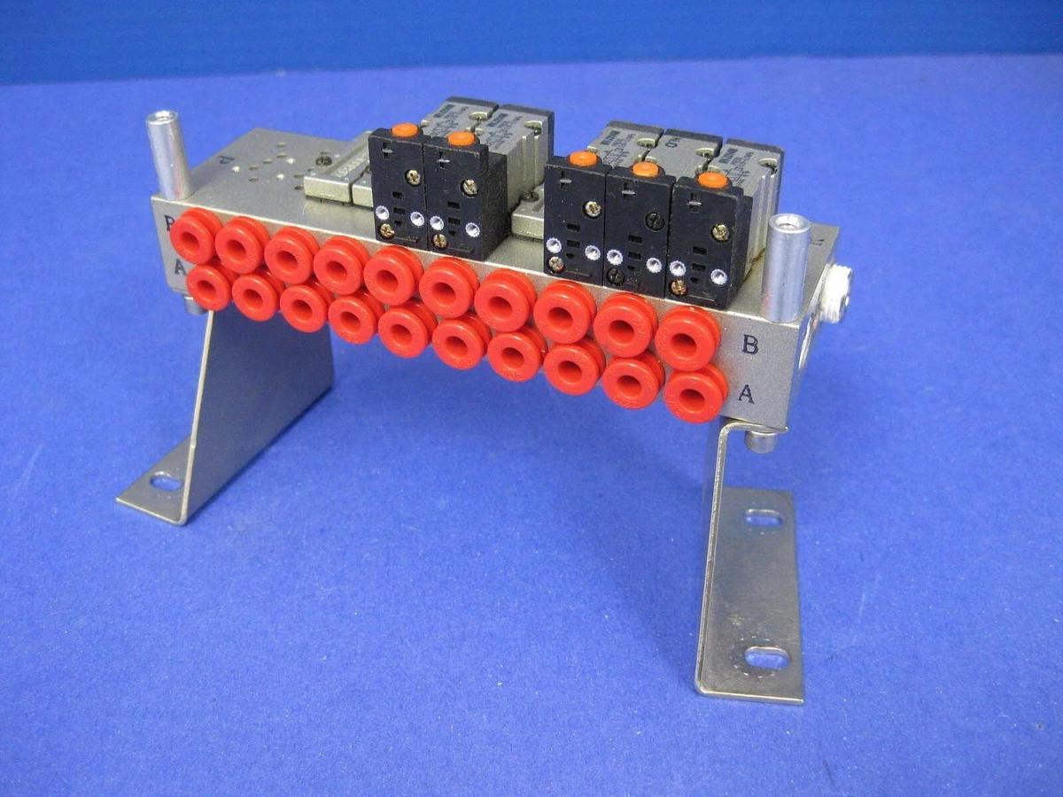 Used SMC Solenoid Valve Manifold Assembly with 5 - NVJ314M Valves