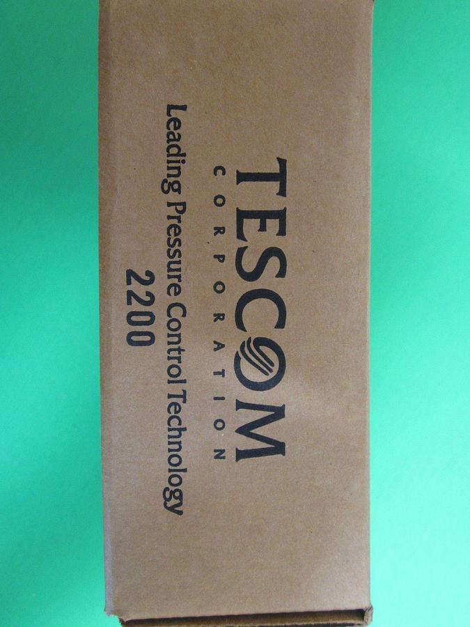 Used Tescom PV71LK-L060-162, Diaphragm Valve, 1/4 Turn Knob, 3/8" Tube x 1/4"MVCR NEW