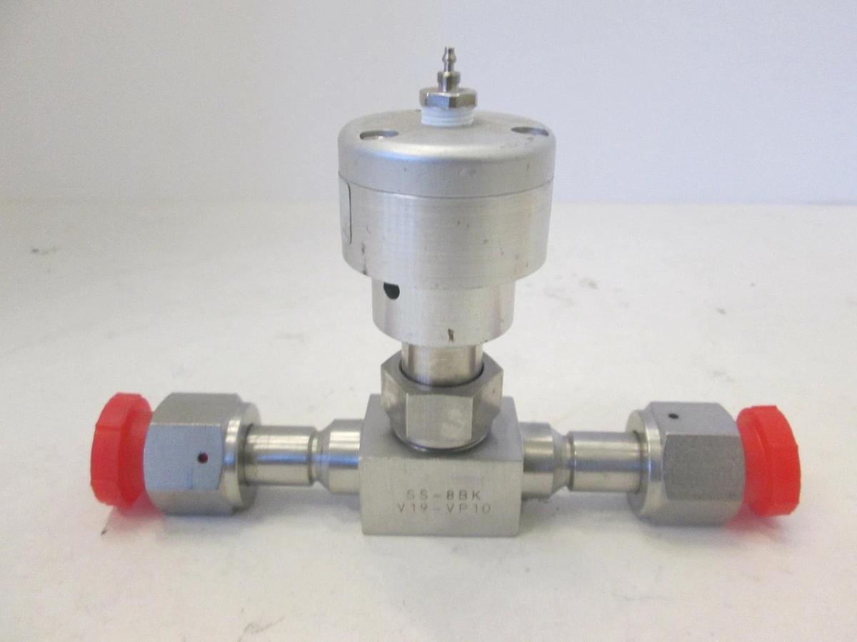 Used Swagelok, Bellows Valve, SS-8BK-V19-VP10, Used