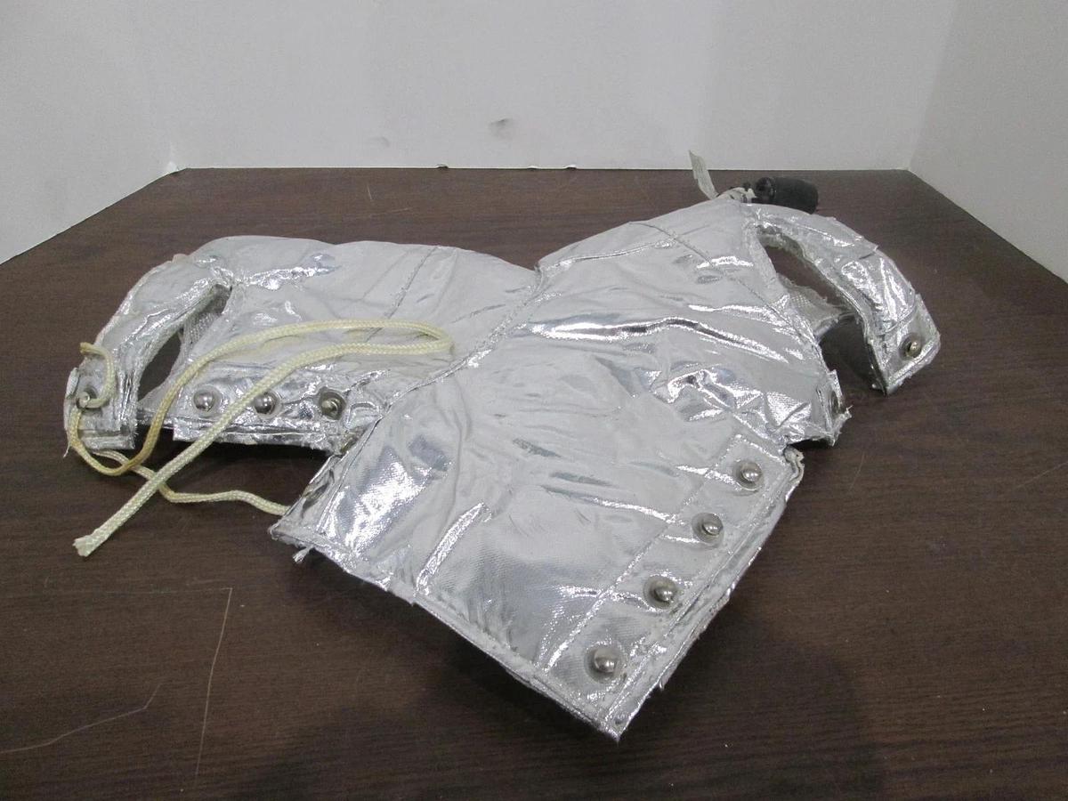 Used BriskHeat, TMS211030, Insulator Jacket, 120V, 6.04A, 725W, Single Phase, Used