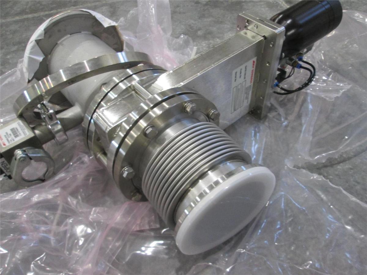 Used Edwards, Gate Valve GVI100P Assy w/ PV25MKS High Vacuum Int, Used