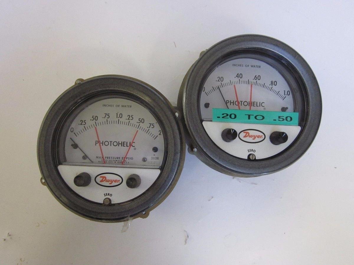 Used Dwyer 3001C and 3002MR Photohelic Gage , 0-1.0" and 0-2"of Water, Lot of 2 Used