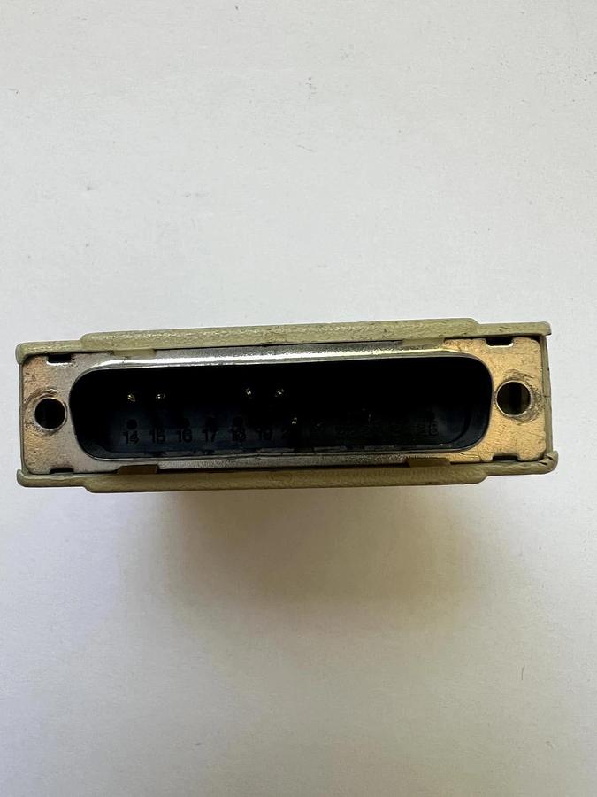 Used Digital, Connector, HB571-F, Used