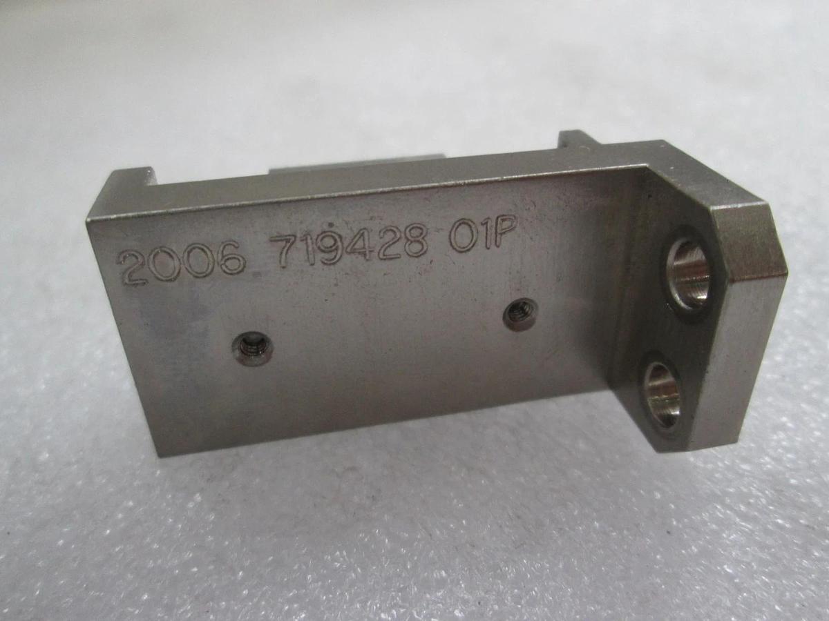 Used THK, 8D005, HSR8RM, Linear Slide w/ Bearing Block, Used
