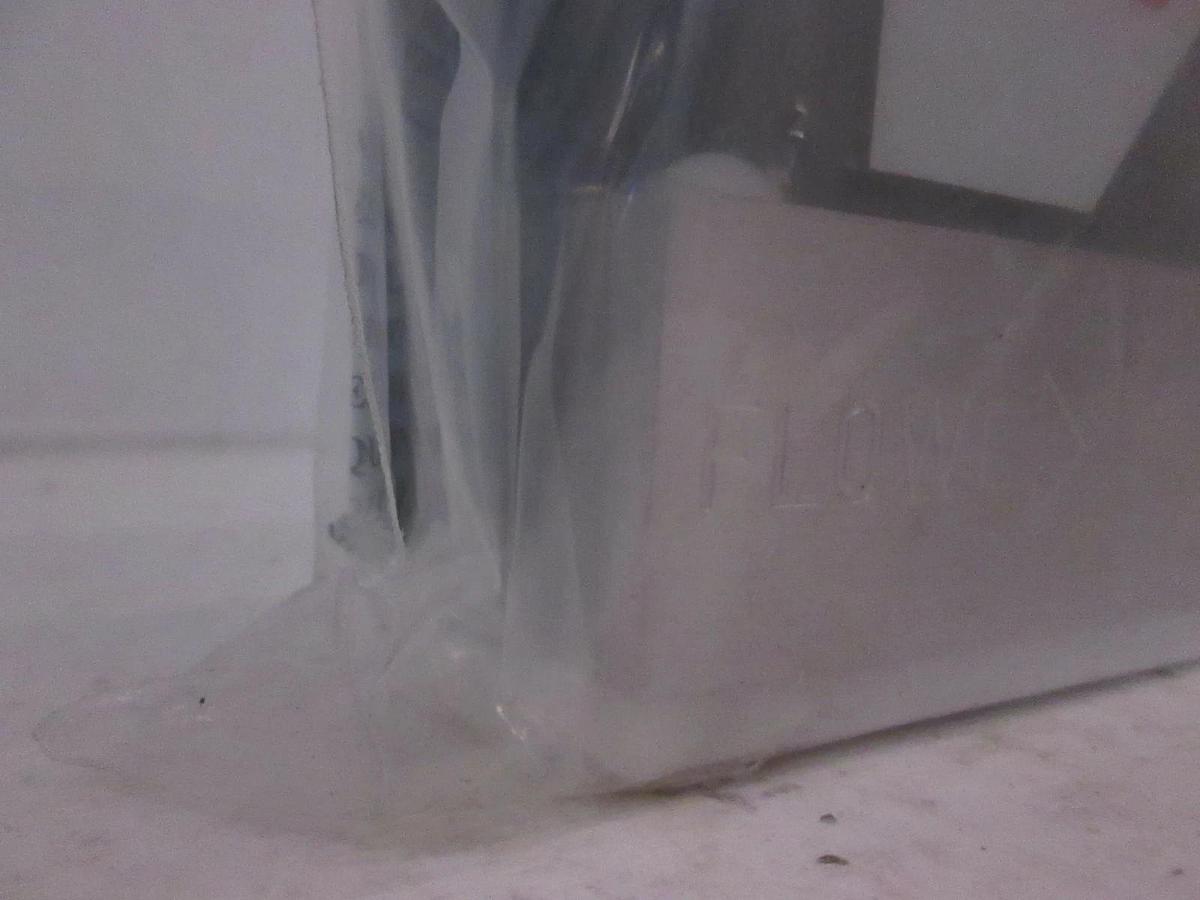Used Tylan DFC-2979MEP5, MFC Mass Flow Controller 100 SCCM, CH2F2, Rfrb