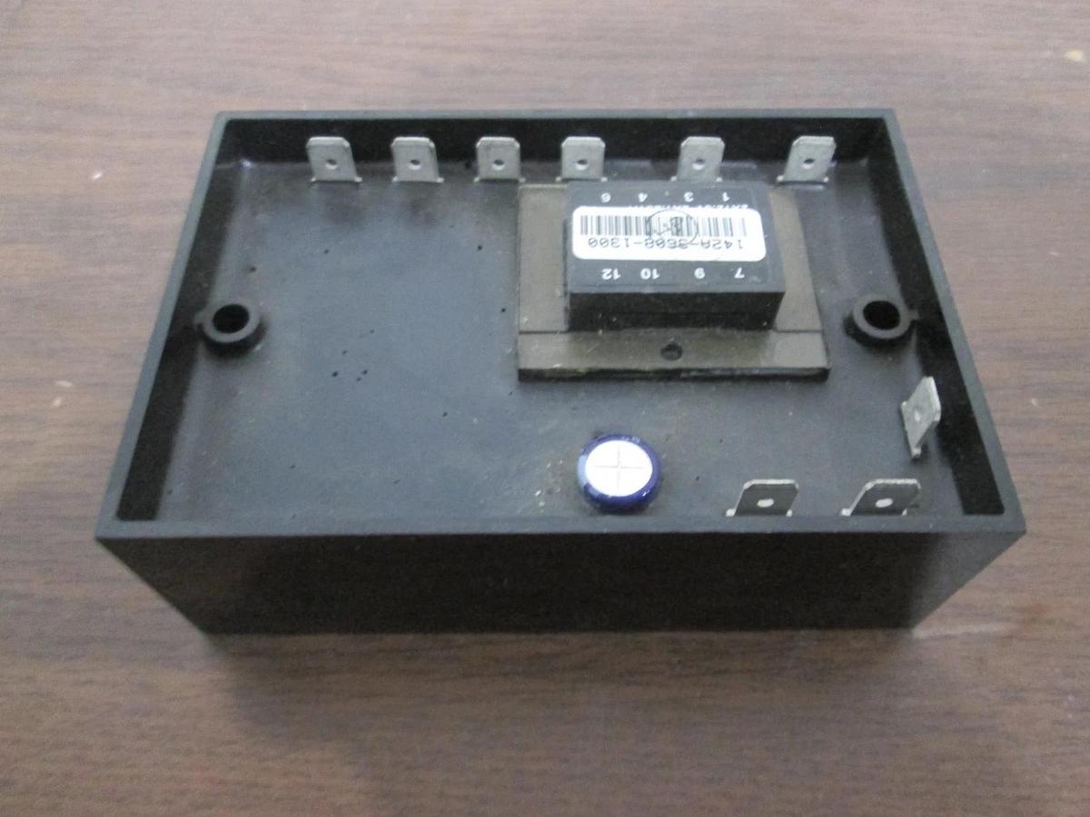 Used Watlow, 142A-3608-1300, Temperature Controller, Used