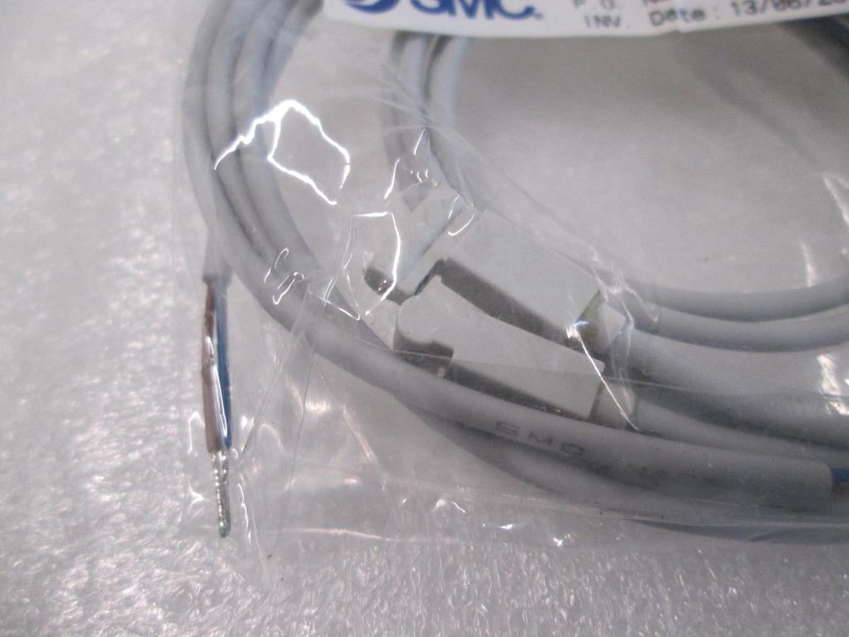 Used SMC, D-F8B, Magnetic Cylinder Reed Proximity Switch, New, Lot of 2