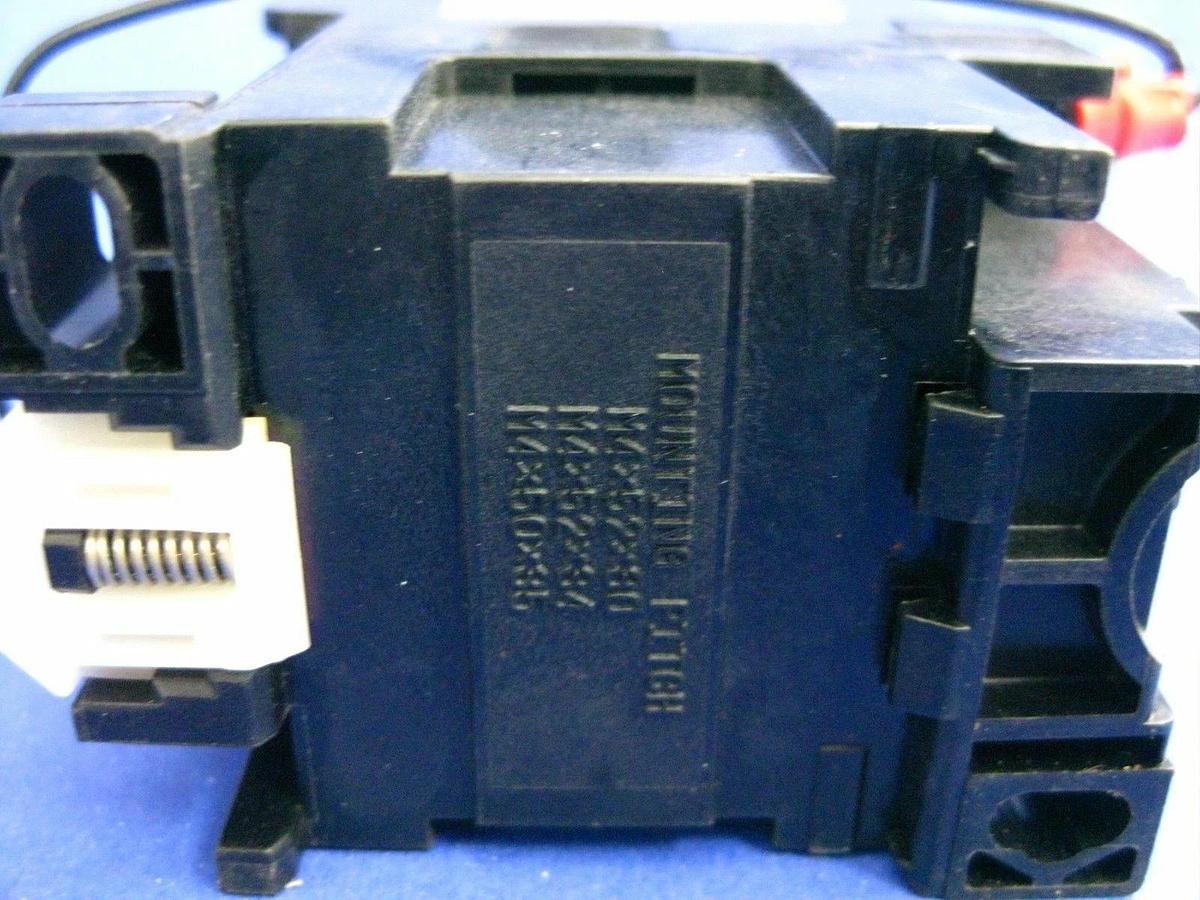 Used Mitsubishi S-K11 Magnetic Contactor, 100VAC Coil, Lot of 4, Used