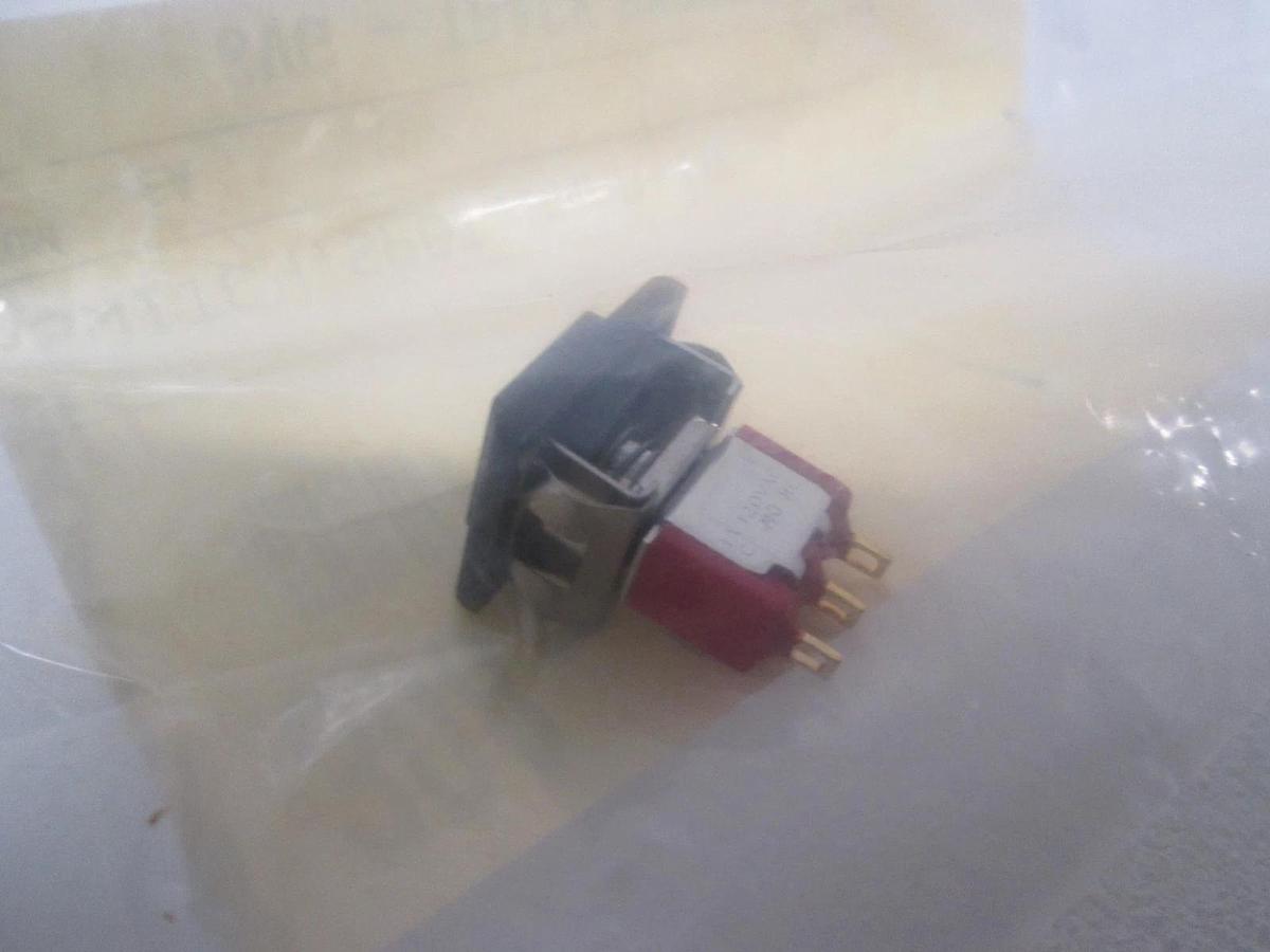Switch, SPDT, Snap-In, 308-072, New