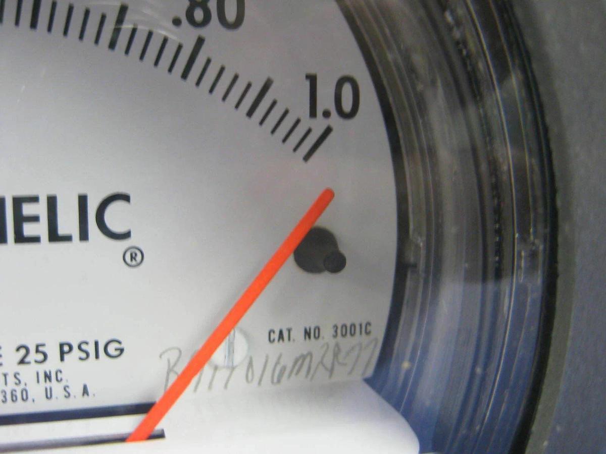 Used Dwyer 3001C Photohelic Gauge with Enclosure and Connections, Used