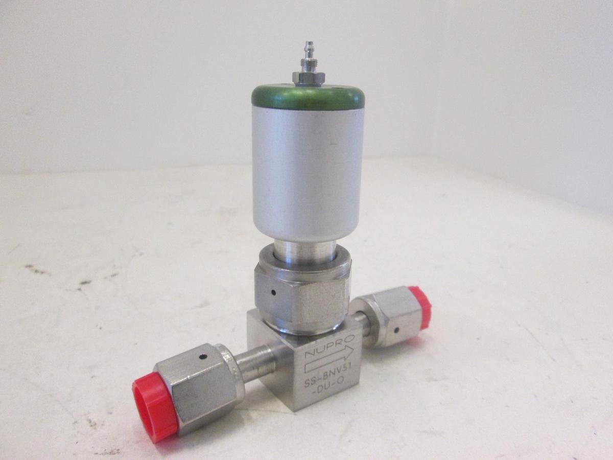 Used Nupro, SS-BNV51-DU-O, High Purity Bellows Valve, 1/4" FVCR, Used