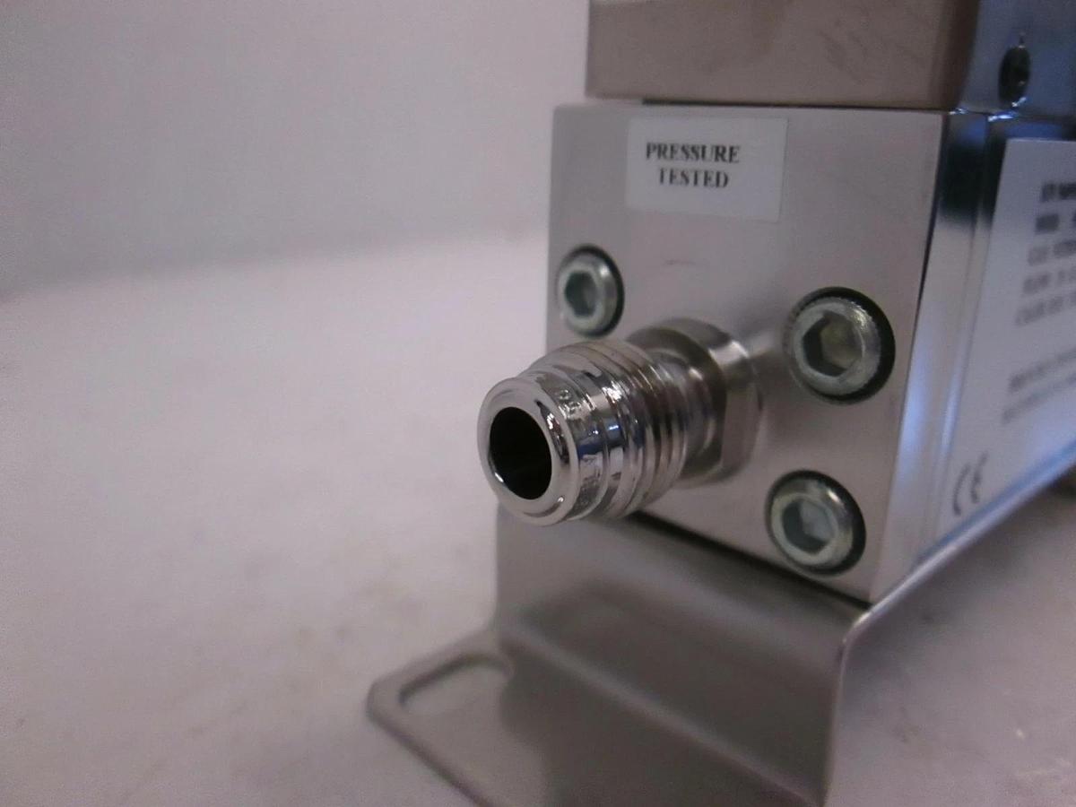 Used Brooks 5964, Mass Flow Controller, MFC, Gas: N, 20 SLPM, 1/4" VCR, Used