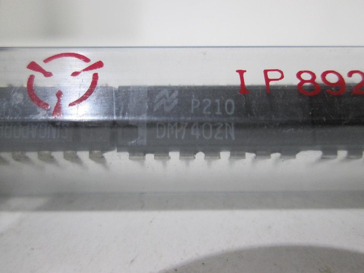 Used National Semiconductor, DM7402N, Integrated Circuit, New, Lot of 25