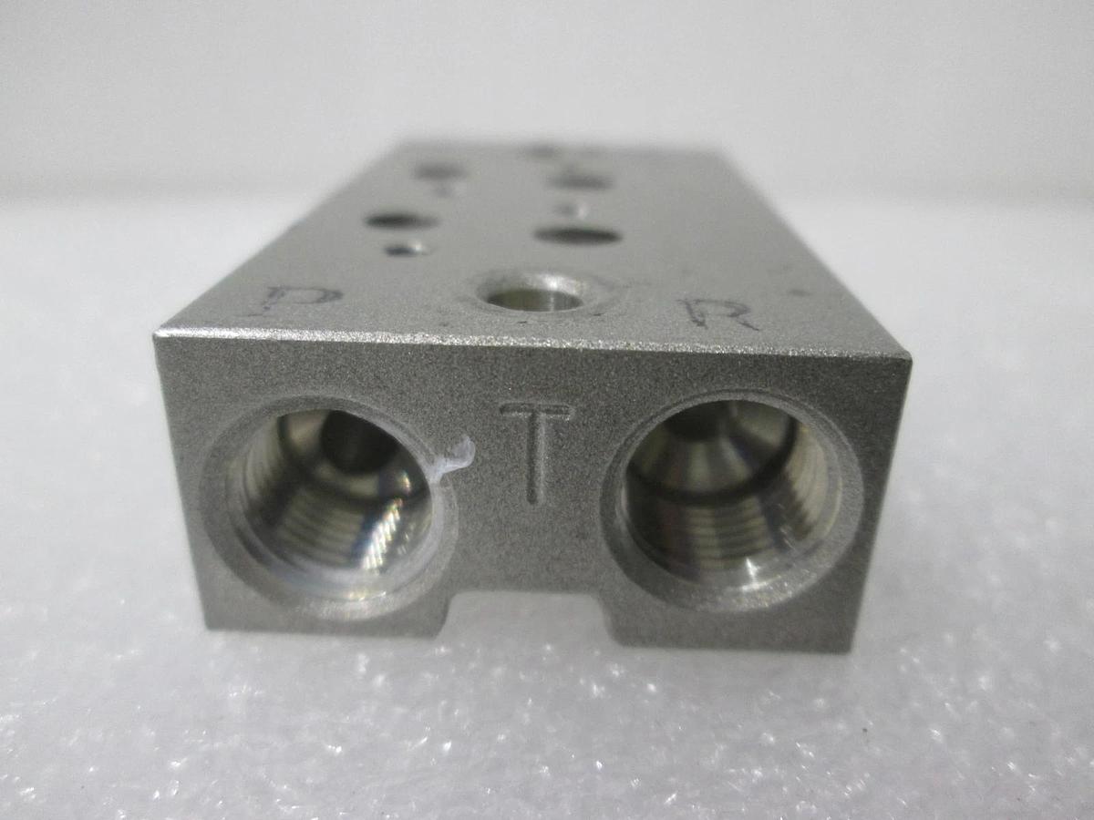 SMC, 2 Position Manifold Block for Valve, New