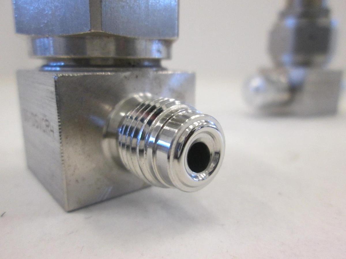 Used Swagelok, SS-DSVCR4, Manual Diaphragm Valve, Used, Lot of 2