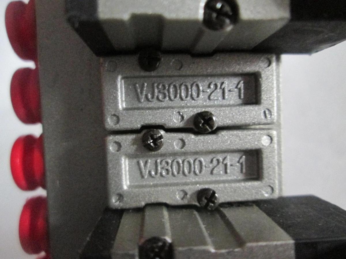 Used SMC, 10 Position Manifold Block Valve Assy w/ 5 Valves, Used