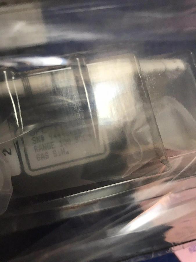 Refurbished Unit UFC-1100A Mass Flow Controller SiH4, 100 SCCM, Reburbished