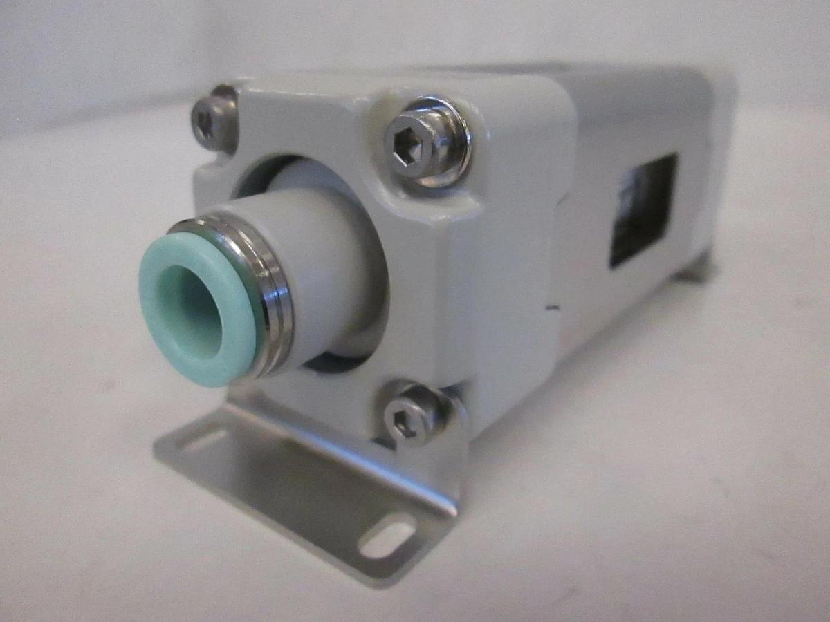 SMC Air Filter System, SFD200-C08, New