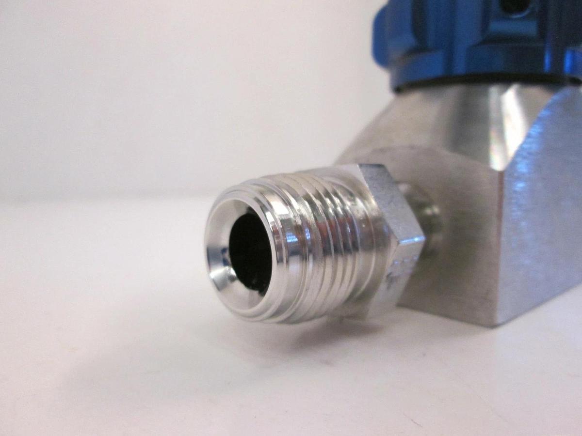 Used Veriflo 935FS8MMXYEP High Flow Valve, High Purity, Max Inlet 300 PSI