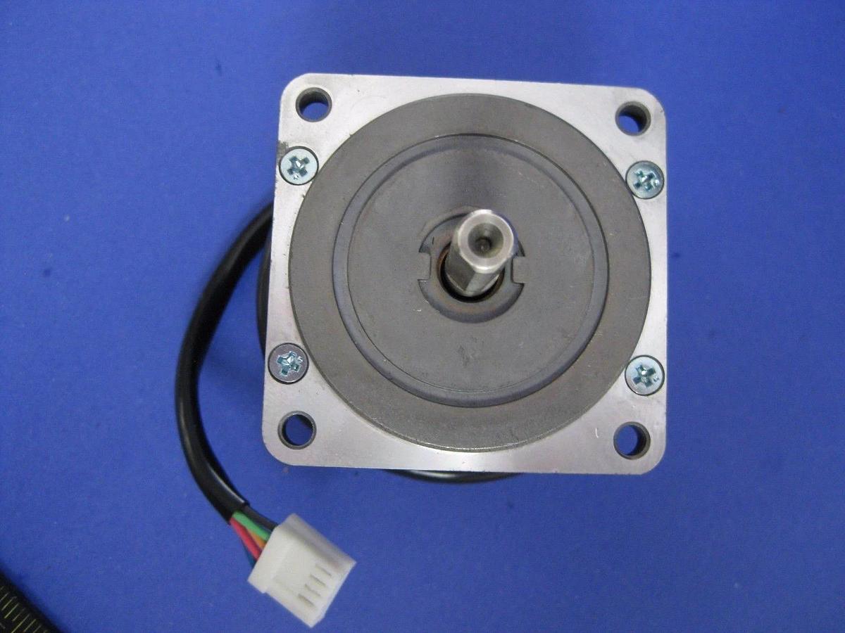 Used VEXTA Stepping Motor EM566-NA 5 Phase, 1.4A, 1.1O - Lot of 5 Used