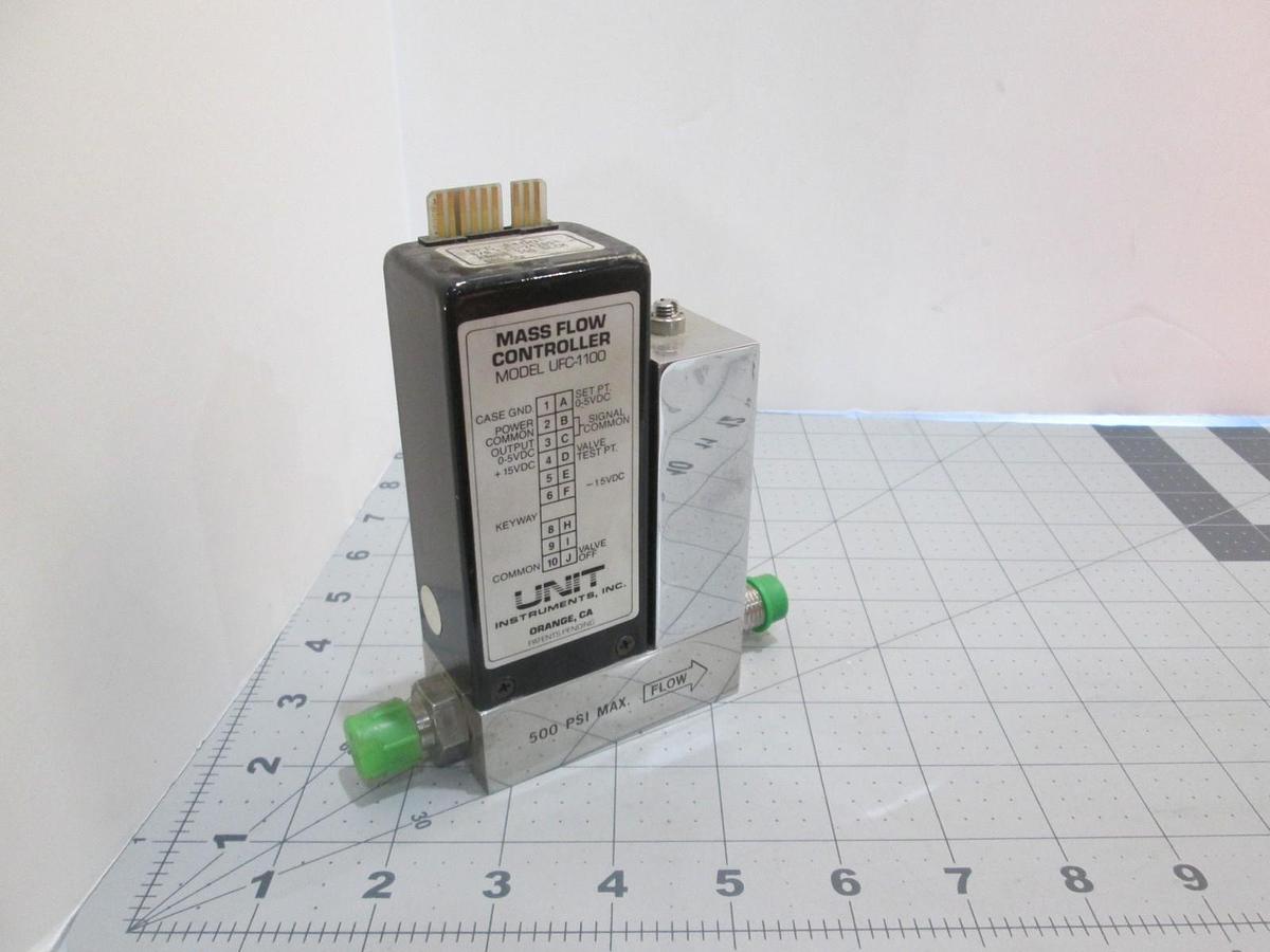 Used Unit, UFC-1100, O2, 300 SCCM, Mass Flow Controller, Used