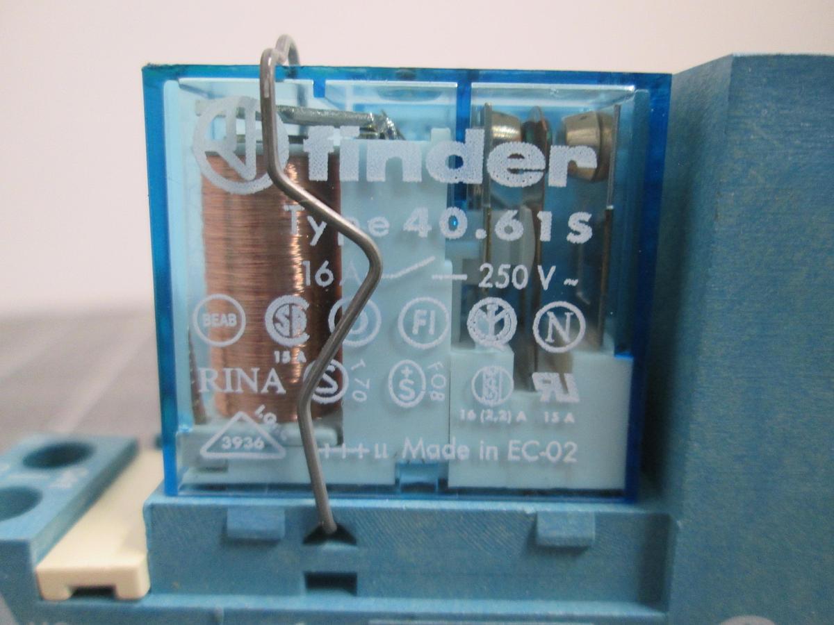Used Finder Lot of 6 Relay 40.61S 24VDC 16A with 95.75 DIN Rail Socket Bases