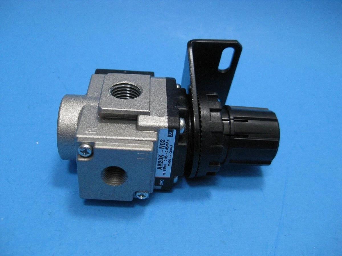 Used SMC Pneumatic Regulator AR20K-N02, Used