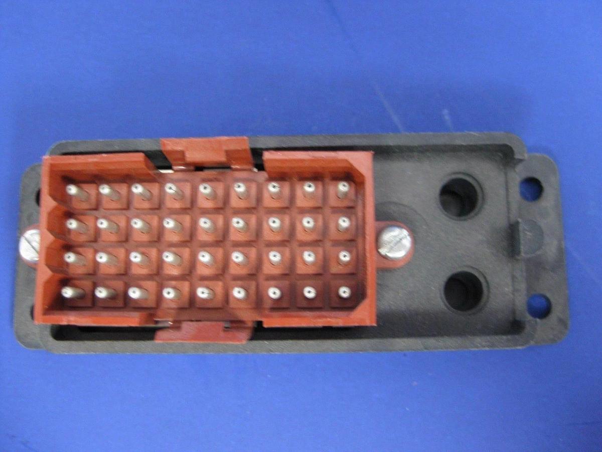 Used TE Connectivity / AMP 208062-1 Metrimate Connector, 36 Position, Lot of 10