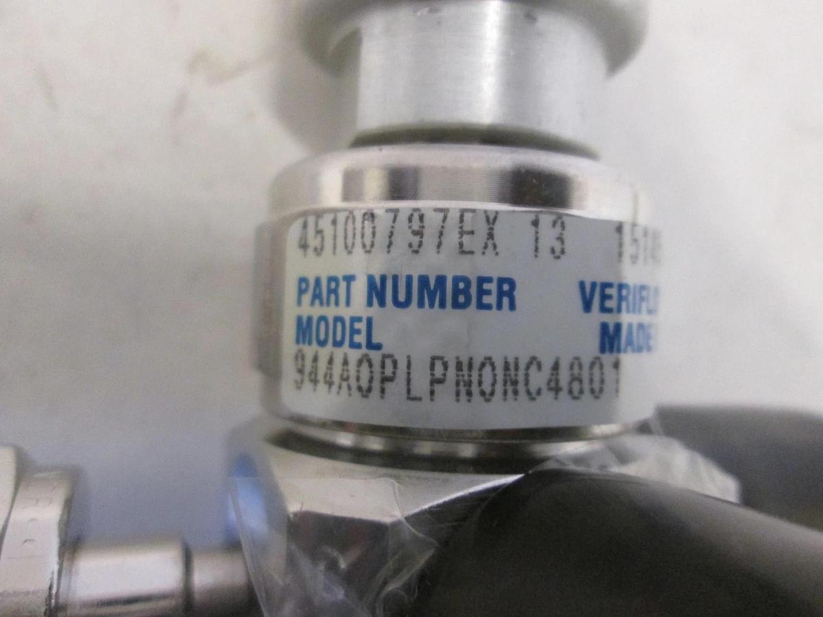Veriflo, Double Actuator 3 Way Diaphragm Valve, 944A0PLPNONC4801, New