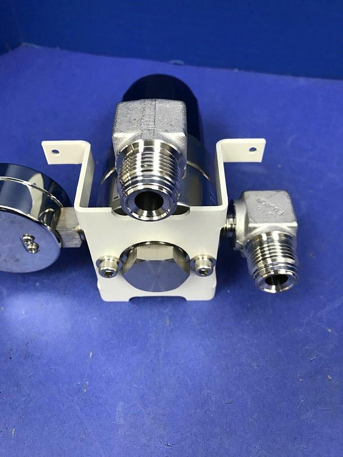 Used Tanaka Engineering TORR- 50LU6 Regulator w/ Gauge, TEL Tokyo Electron, Used
