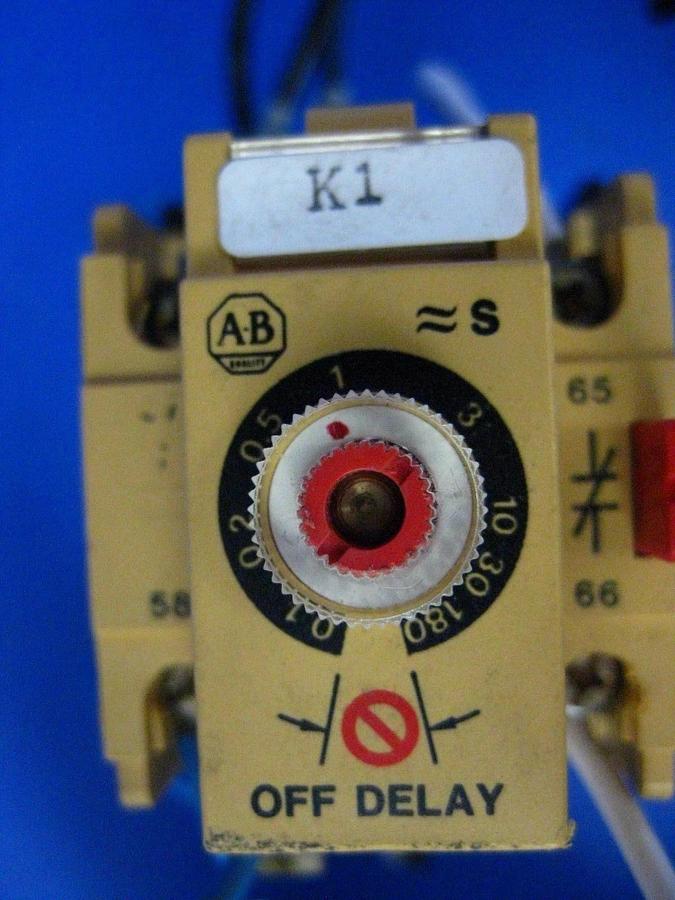 Used Allen-Bradley Timing Relay 196-FT B w/ Contactor 100-A24ND3, Used