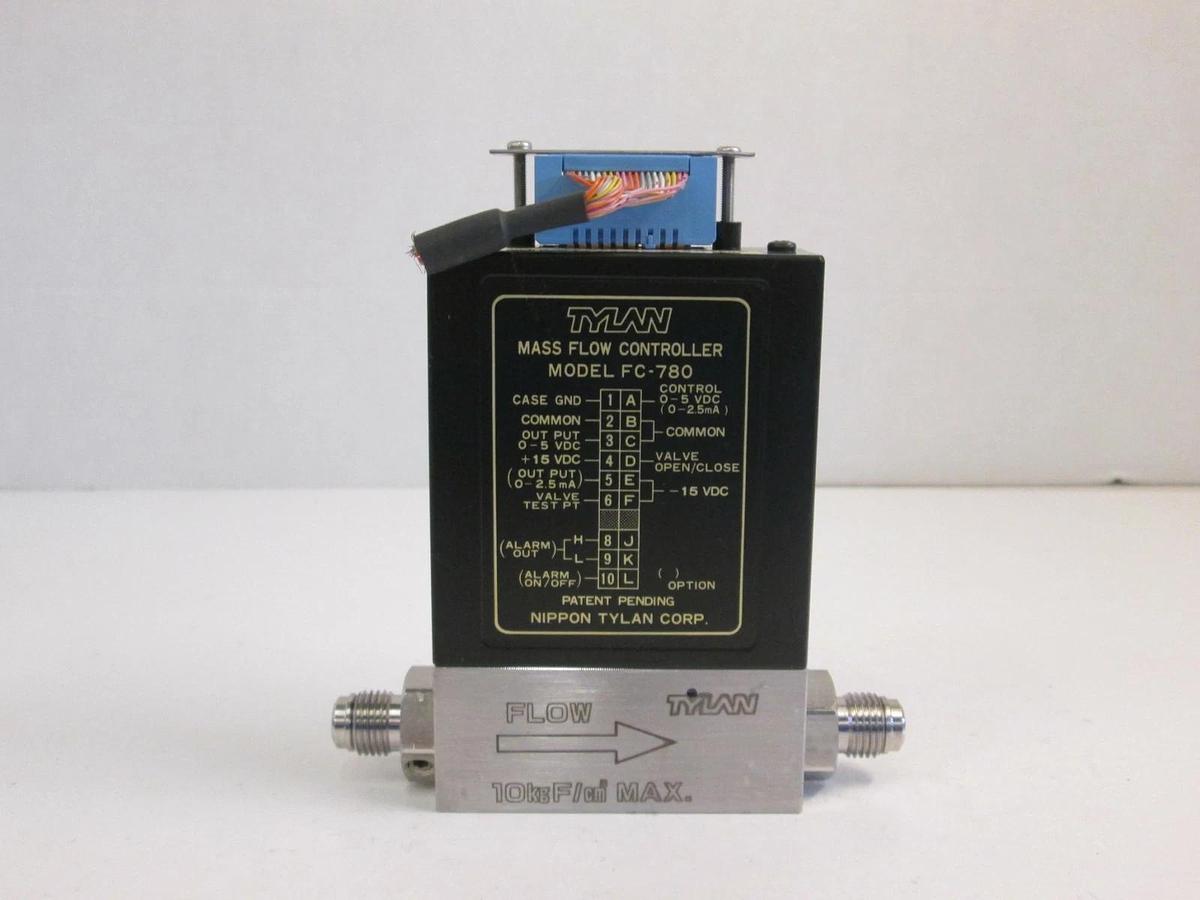 Used Tylan FC-780 Mass Flow Controller MFC, 1 SLM, N2, 1/4" MVCR
