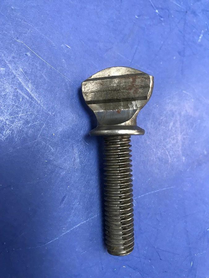 Used 3/8-16 Thumb Screw, Type P With Shoulder, Lot of 100 +/-