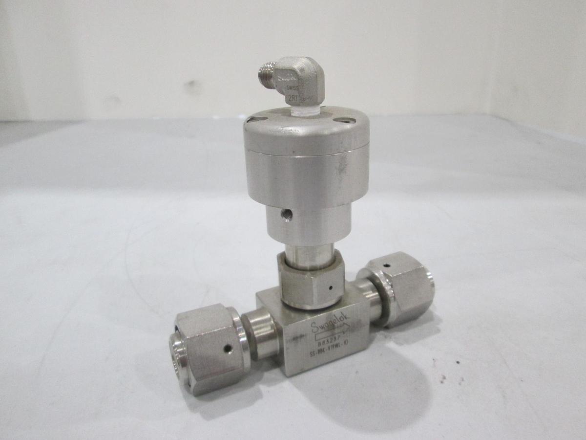 Used Swagelok, SS-8BK-V19WL-1O, Pneumatic Valve, Used