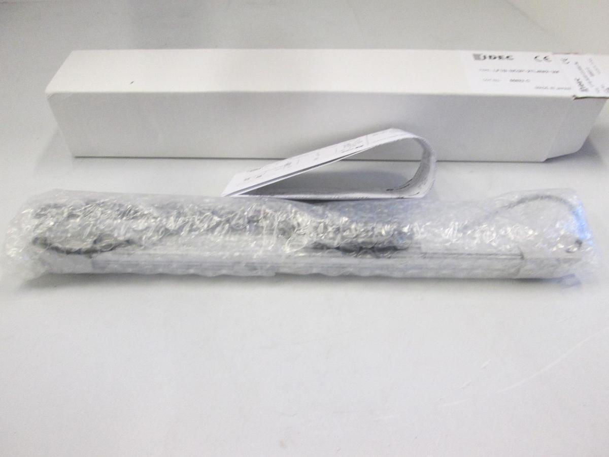 Used IDEC, LF1B-NC3P-2TLWW2-3M, Light Bar, New