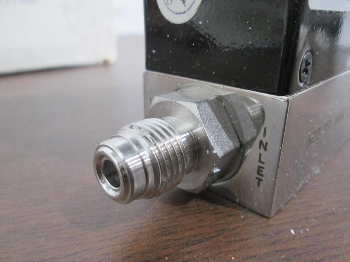 Used UNIT, UTS-1100, Transfer Standard, N2 O, 1 SLM, New