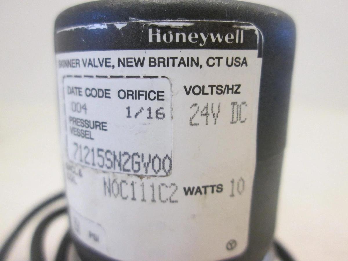 Used Skinner, Solenoid Valve, 7C111C2 44 1SHF7, 1/16 Orifice, 350 PSI, 24V, Used