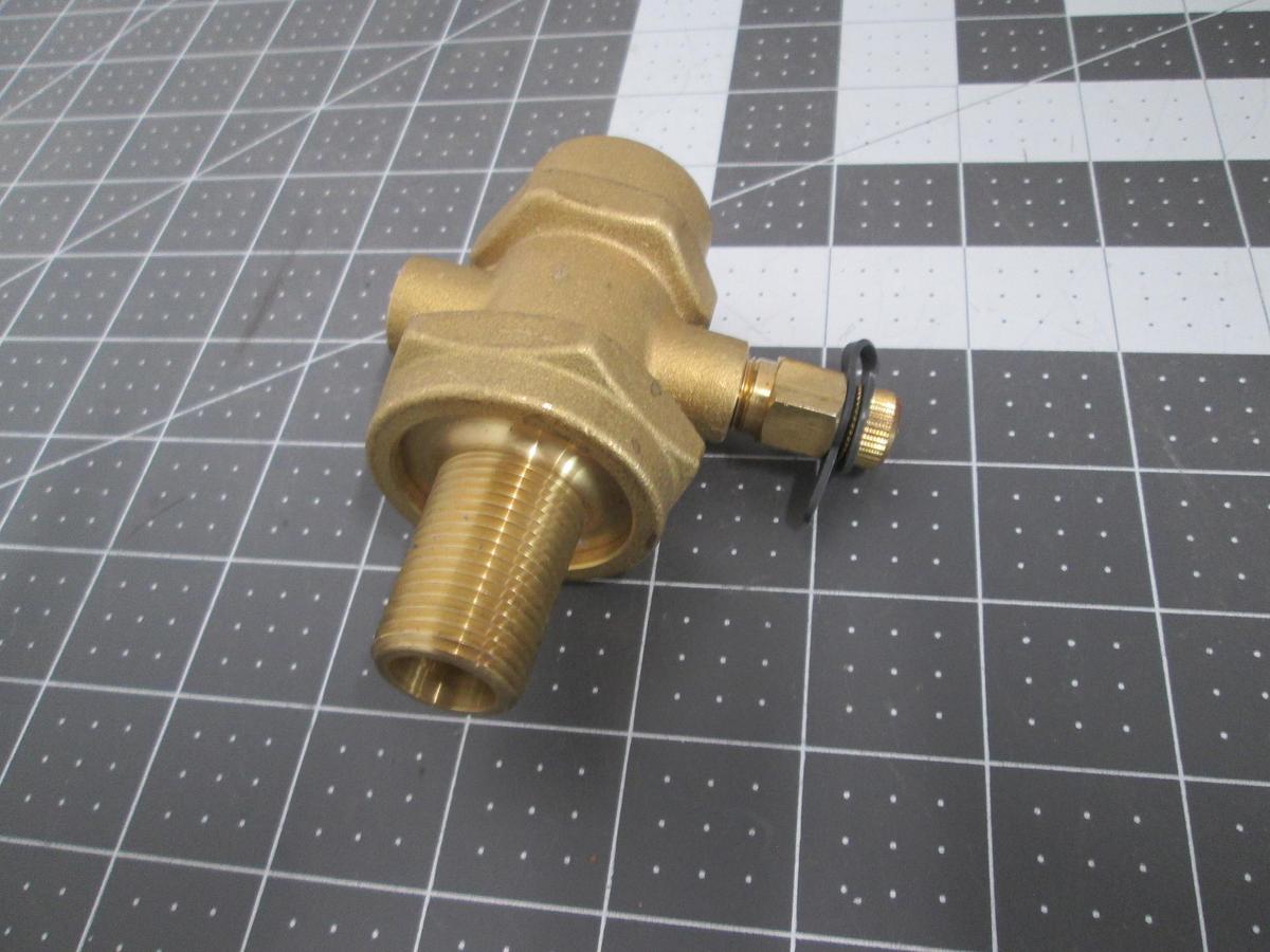 Used Griswold Controls 1/2" C15D Hydronic Coil Fitting Union Port Adapter with P/T Plug