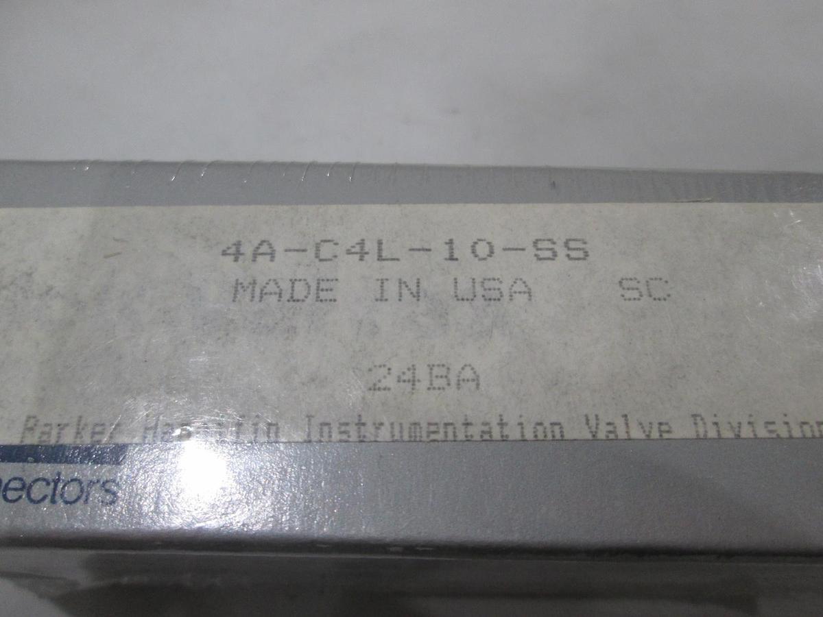 Parker, A-Lok Valve, 4A-C4L-10-SS, New