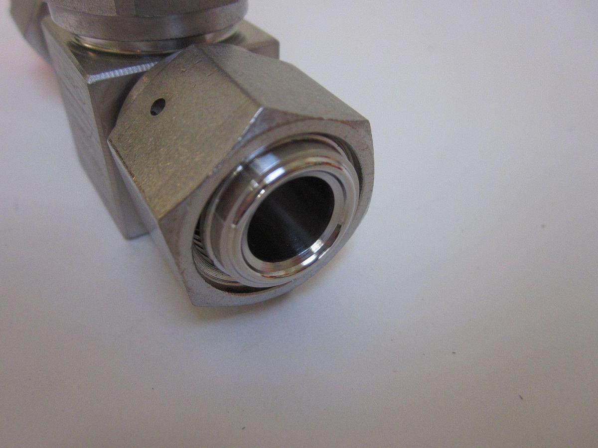 Nupro Swagelok SS-BNT8FR8 Bellows Sealed Valve with Toggle Handle, 1/2" FVCR,