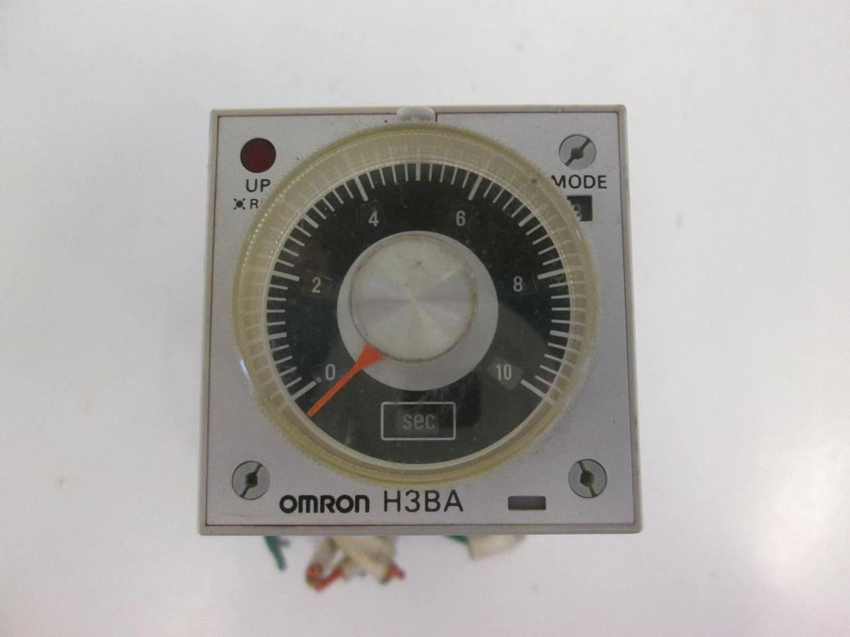 Used Omron H3BA With Base 24 VDC, 5A, Used