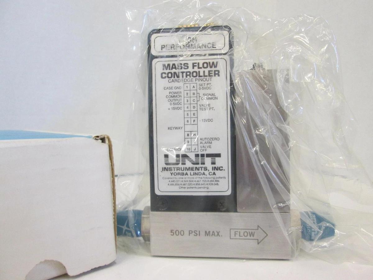 Used Unit UFC-1200A Mass Flow Controller MFC, HCL, 500 SCCM, 1/4" Male