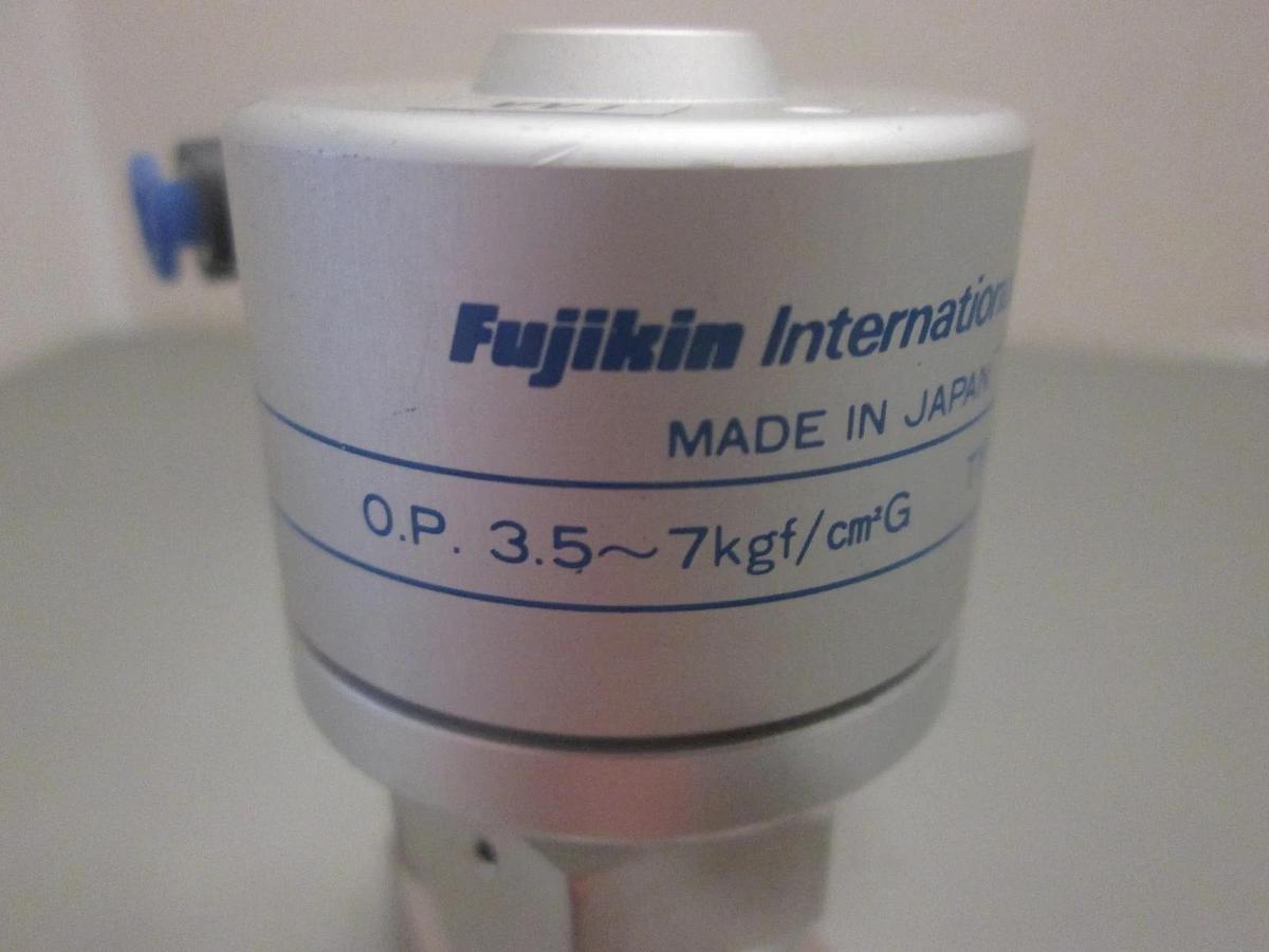 Used Fujikin, 3.5-7kgf, N.O. Pneumatic Valve, 1/2" MVCR, Used
