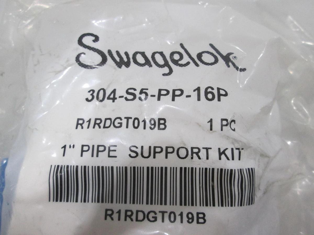 Used Swagelok, 304-S5-PP-16P, 1" Pipe Support Kit, New