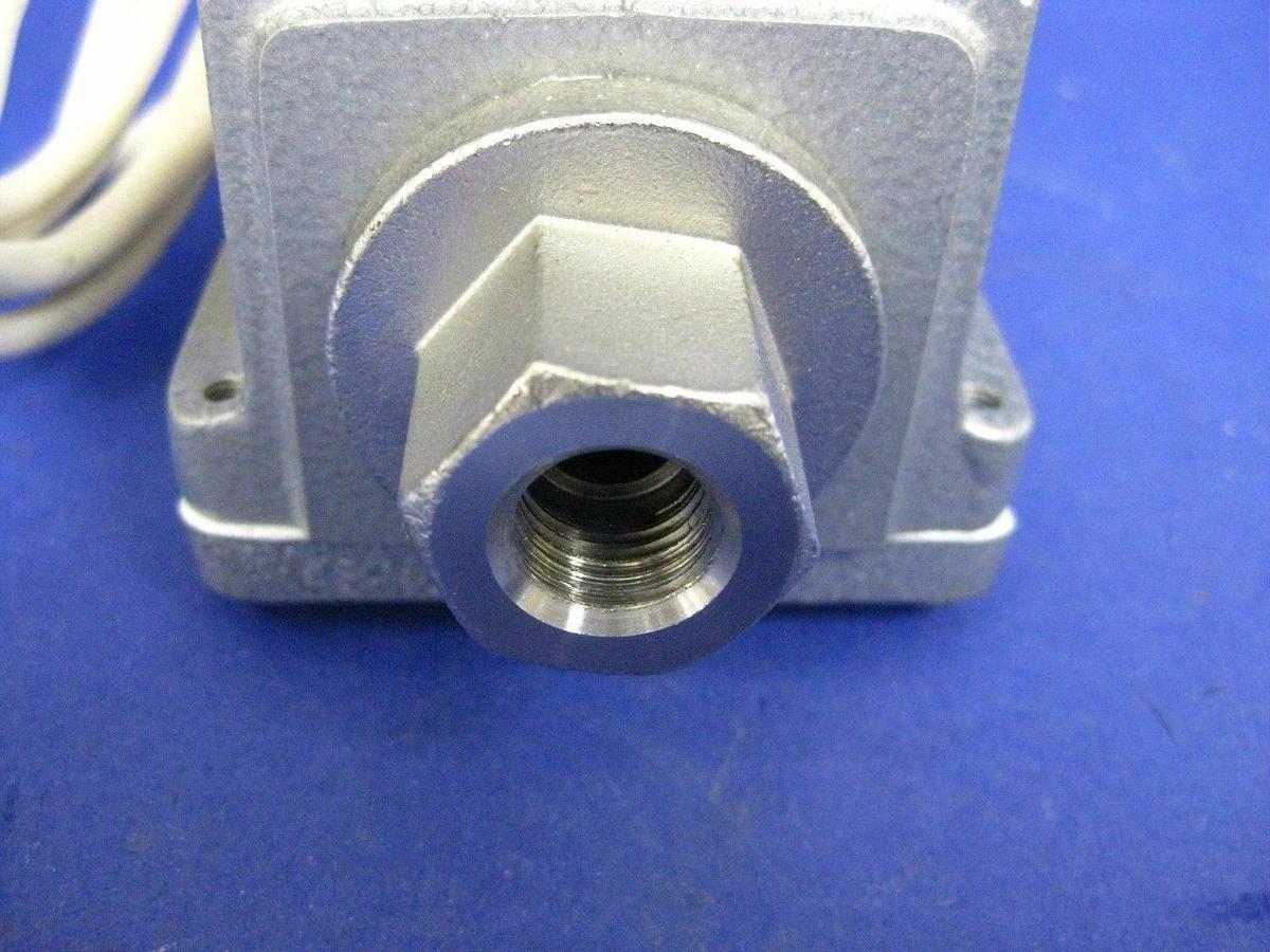 Used Tokyo Flow Checker Flow Meter FC-SD70-TR 0.4-5 Water, Used