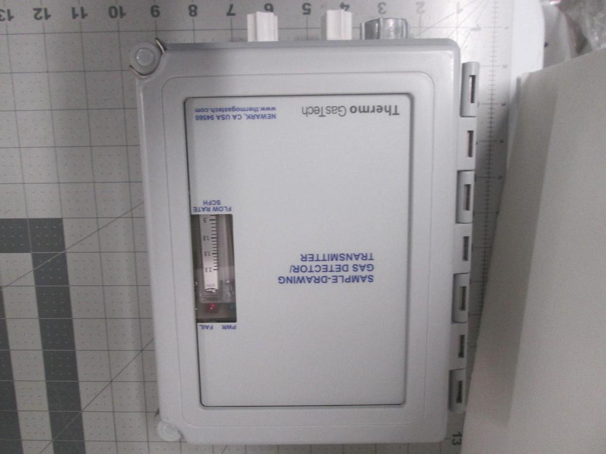 Used Thermo Electron, 57-7210, Gastech HCL Gas Detector/Transmitter, New
