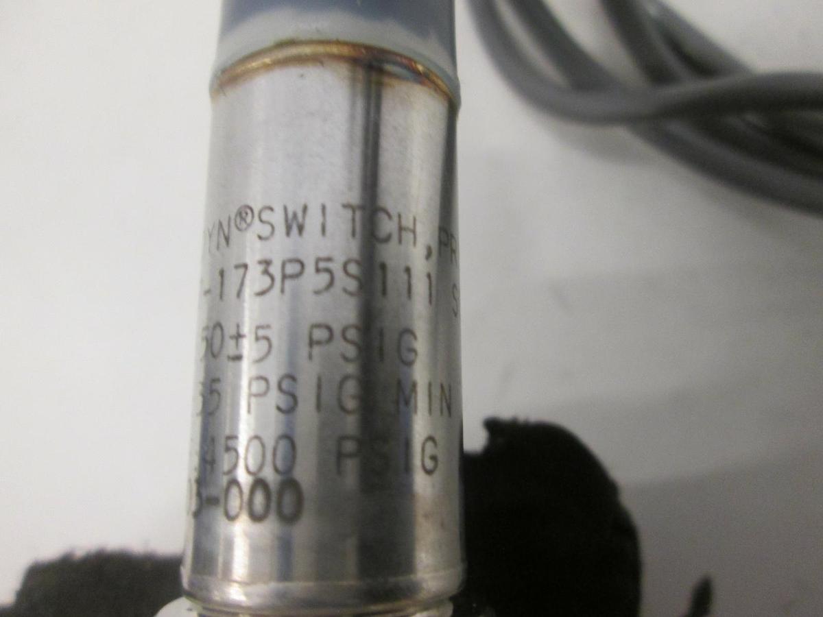 Used ITT Neo-Dynamics, Pressure Switch, 98087-173P5S111, Used